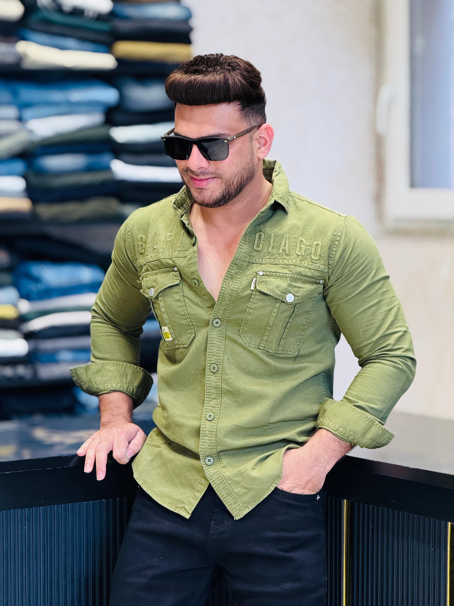 Olive Green Casual Slim Fit Shirt for Men PATTERNS FOR MEN